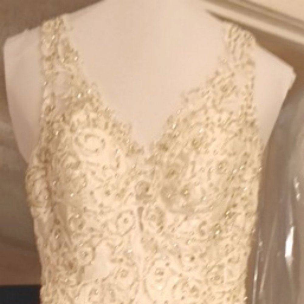 Wedding Dress - Size XS - S Fits size 0-4